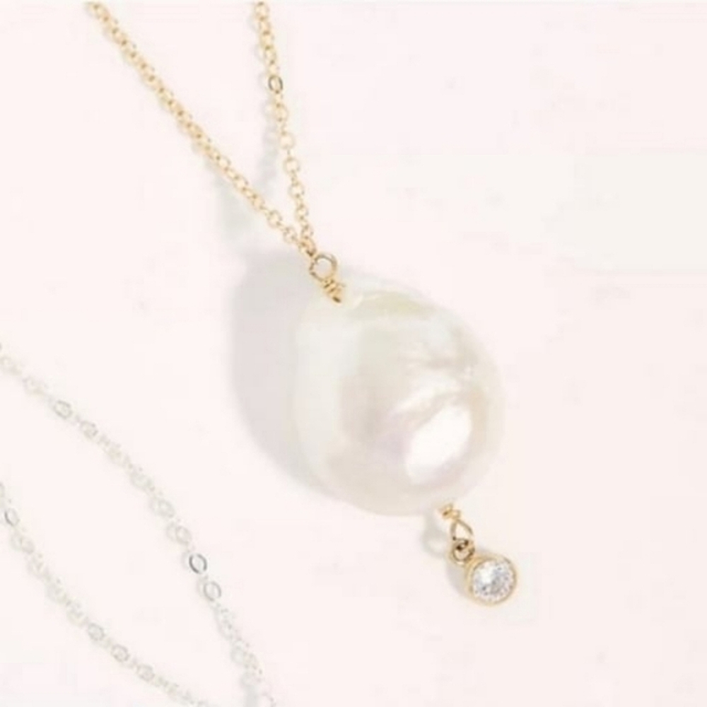 Free People Kozakh Baroque Pearl Necklace